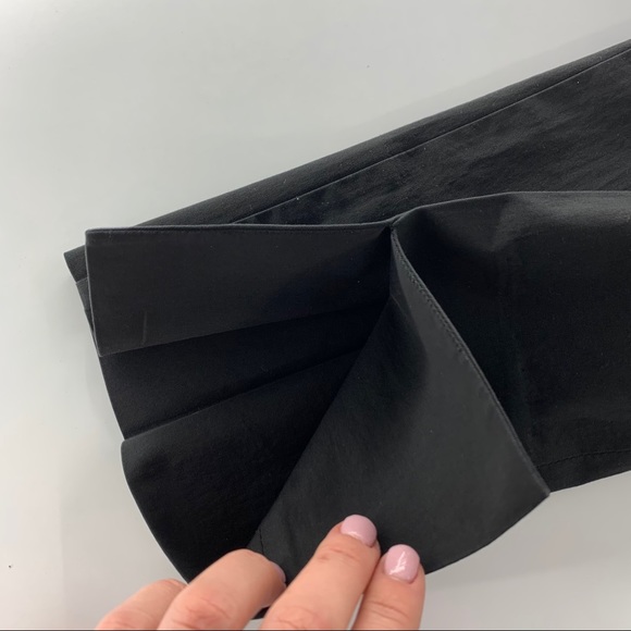 Theory black slacks back slit - Picture 11 of 16